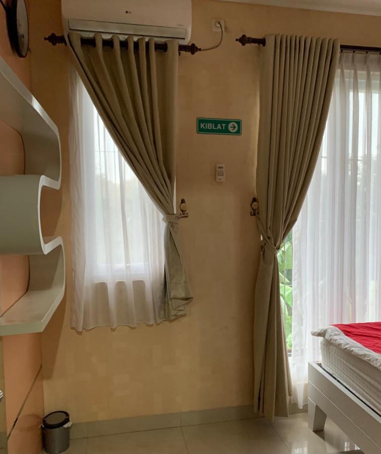 Platinum Setramurni Guest House Bandung 3BR Bagian luar foto