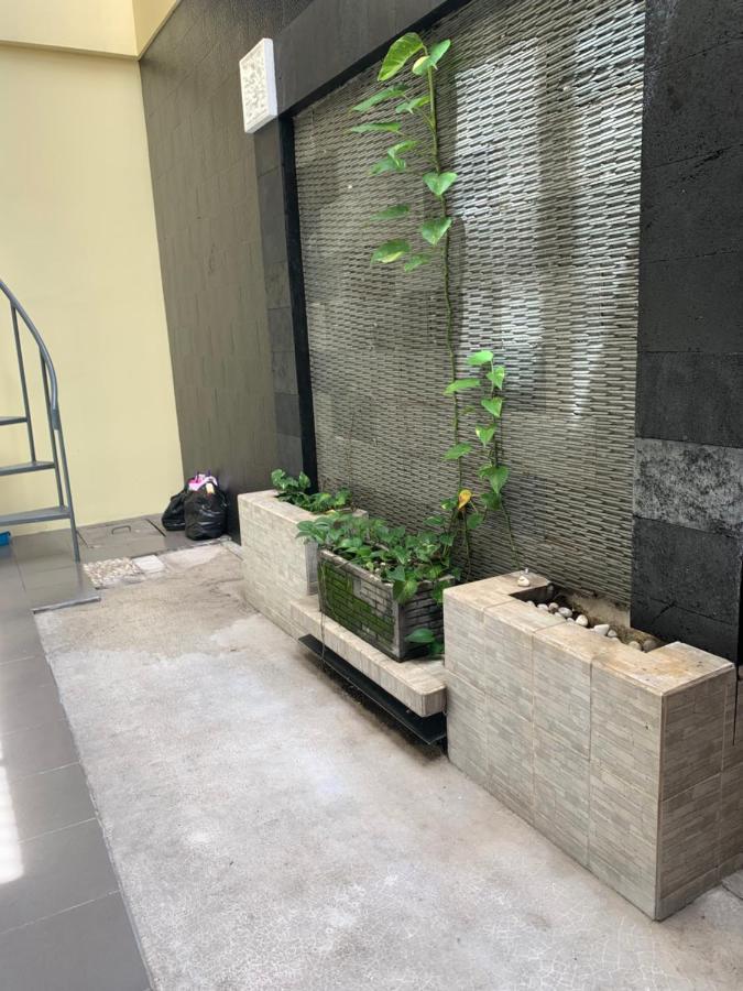 Platinum Setramurni Guest House Bandung 3BR Bagian luar foto